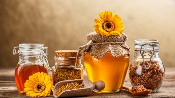 ۵ راه تشخیص عسل‌ طبیعی